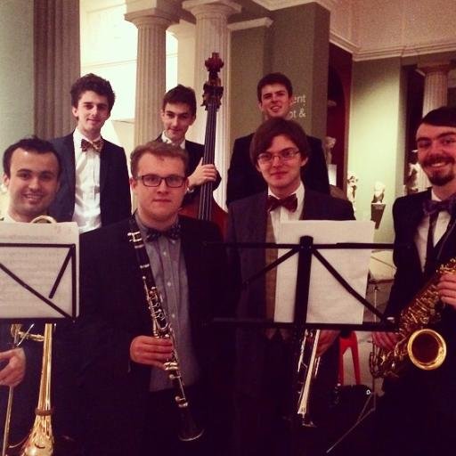 A seven-piece band based in Oxford that offers traditional jazz in a fun and vibrant style. Perfect for private & public functions. Email: PortoFlip@outlook.com