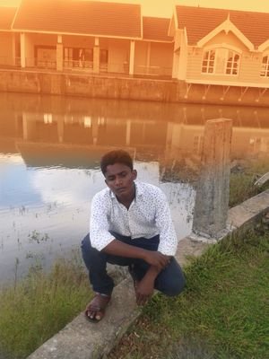 537fcd0eb19349f's profile picture. 