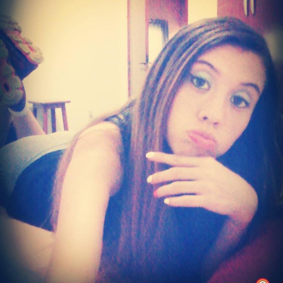 Heey vá trás de quem vc αmα.. * Nuncα deixe αquele que αmα por αquele que desejα...
 FUNK na aveia
 . ;)  e CORINTHIANA 
Face  e o whats é so pedir ..