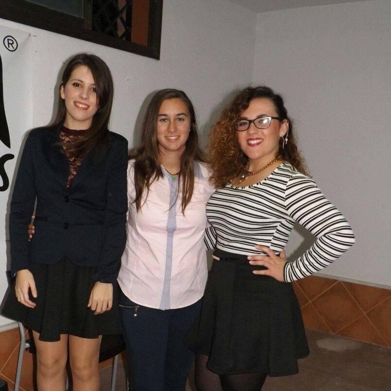 amiga de mis amigos/universitaria en quimica