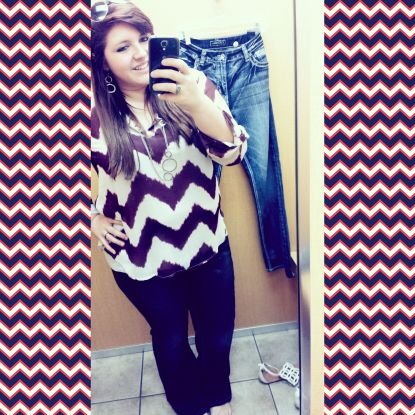 19 years young. Sophomore at Martin Methodist. CNA. Country Music Lover. Football Fan. NASCAR fan. Office Depot. Ross Dress for Less. Office Max. Taken. :)