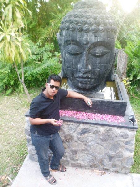 pakndoet's profile picture. 