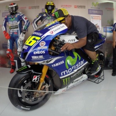 _shariff99's profile picture. Instagram shariff99