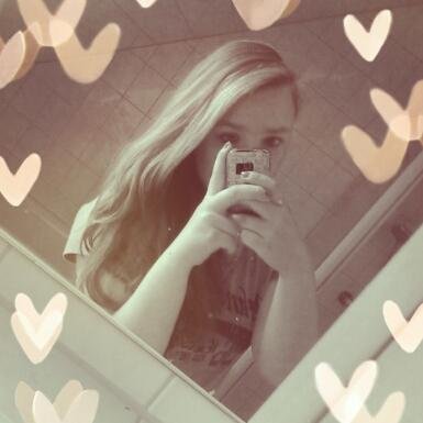 Denise_10112014's profile picture. 