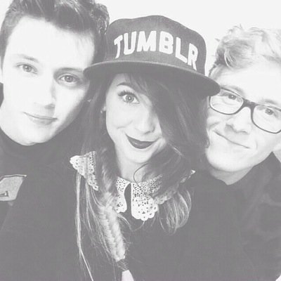 FREE FOLLOW. follow my main account @admireoakley