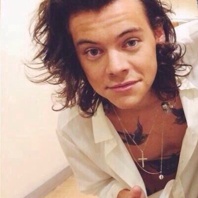 i'm fallin' for your eyes but they don't know me yet