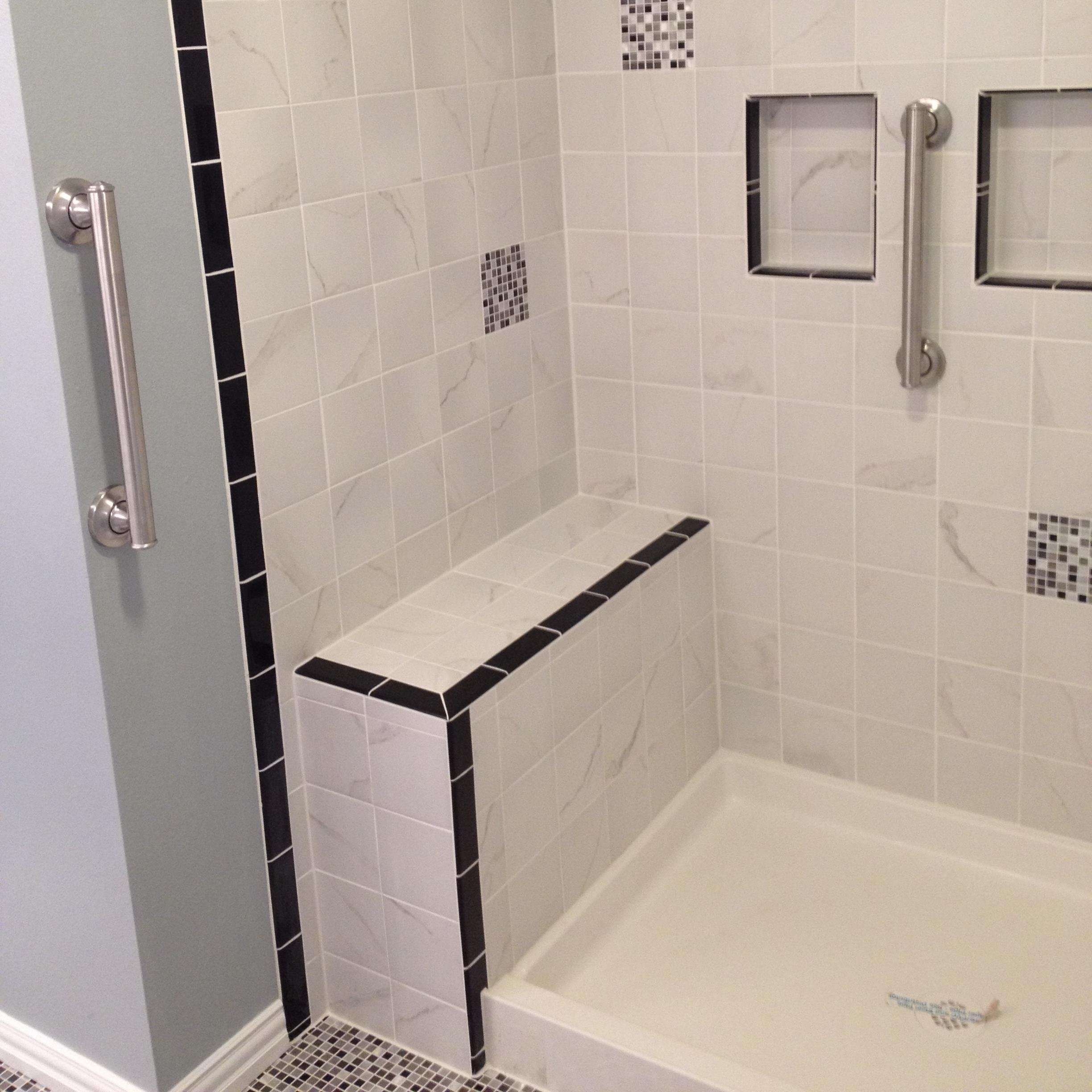 Renovate_4less's profile picture. 