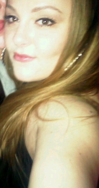 La única verdadera.                                Born;29-O2-1996.                              LOVE'DAMiON. 28'O3'12' UNTiLL THE END OF TiME.