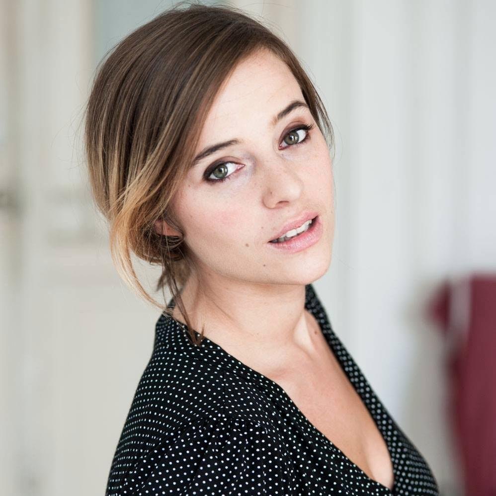 Charlottegaret's profile picture. Actrice 
**************************************************** Théâtre / Cinéma / Agnès Varda je t'aime / Performeuse