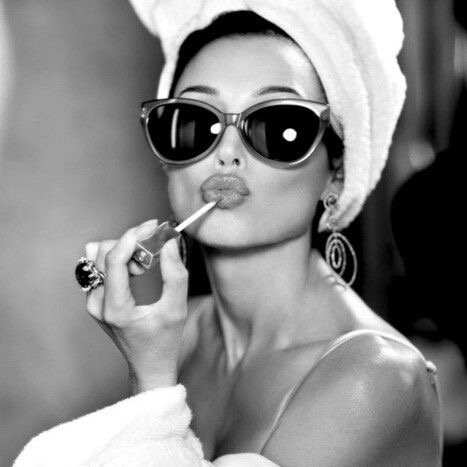 This twitter is about those tea time thoughts or wild loud things you want to say but won't. It's about being able to anonymously say anything. Live Loud xx