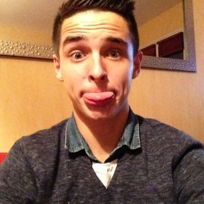 GFilloux's profile picture. #teamOl#NBA#rap#rugby#LeBronJames#L'entourage#la Fouine#s crew#rohff#casseur flowters#Kery James#1995