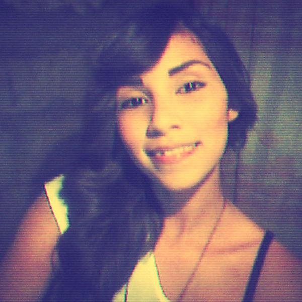 Venezolana♥ me gusta cantar y bailar♥ Soy adicta al #Chocolate ♥ Me sigues y te sigo vaa♥