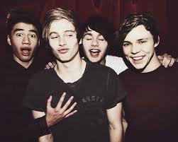 ♡ let the 5sos fam unite to bring sunshine into our sunshines worlds ♡