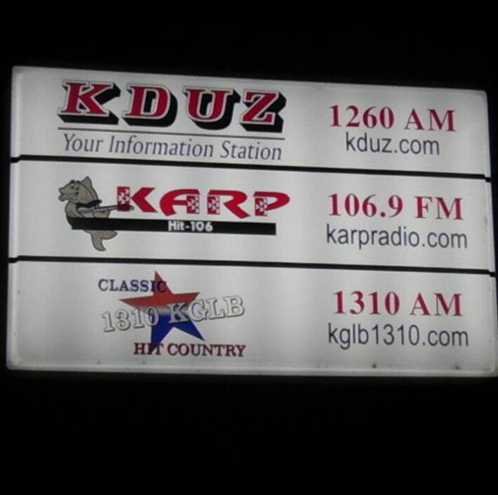 Welcome to KDUZ, your news and information station. HIT-106. KARP 106.9 FM, and Classic Hit Country 1310 KGLB.