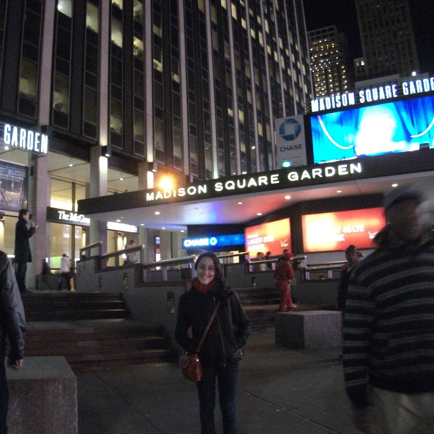 LuciaLoarca's profile picture. 