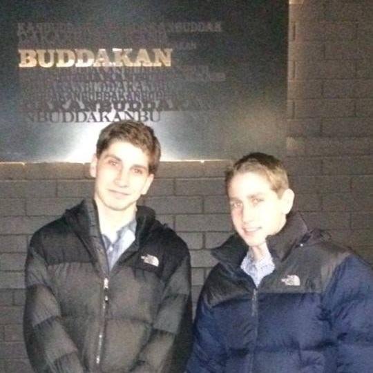 peterschiff25's profile picture. umass class 2016, Vikings, mets, Knicks, isles.