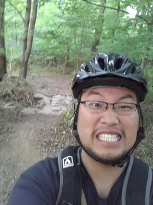 Car enthusiast, foodie, photography junkie and mountain biking n00b