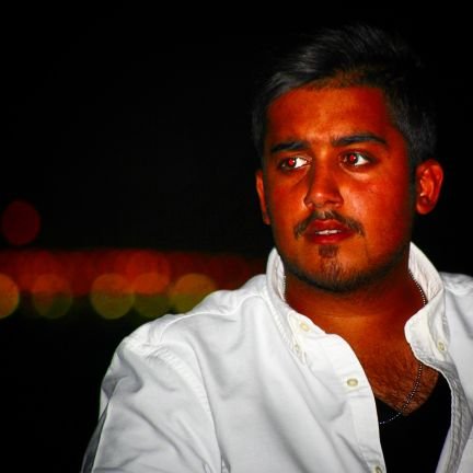 ‏Student at AUM...instagram: 7manialkanderii
