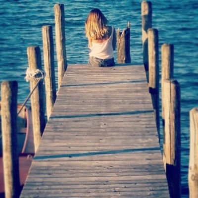 ValiEssl's profile picture. Ich bin ein dreamer.