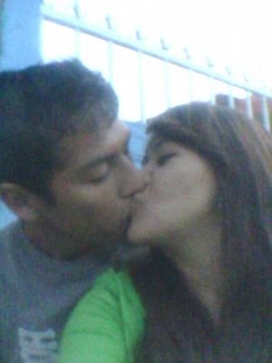 Me gusta el fútbol, ver jugar al equipo merengue es lo mejor, soy madrilista de corazón