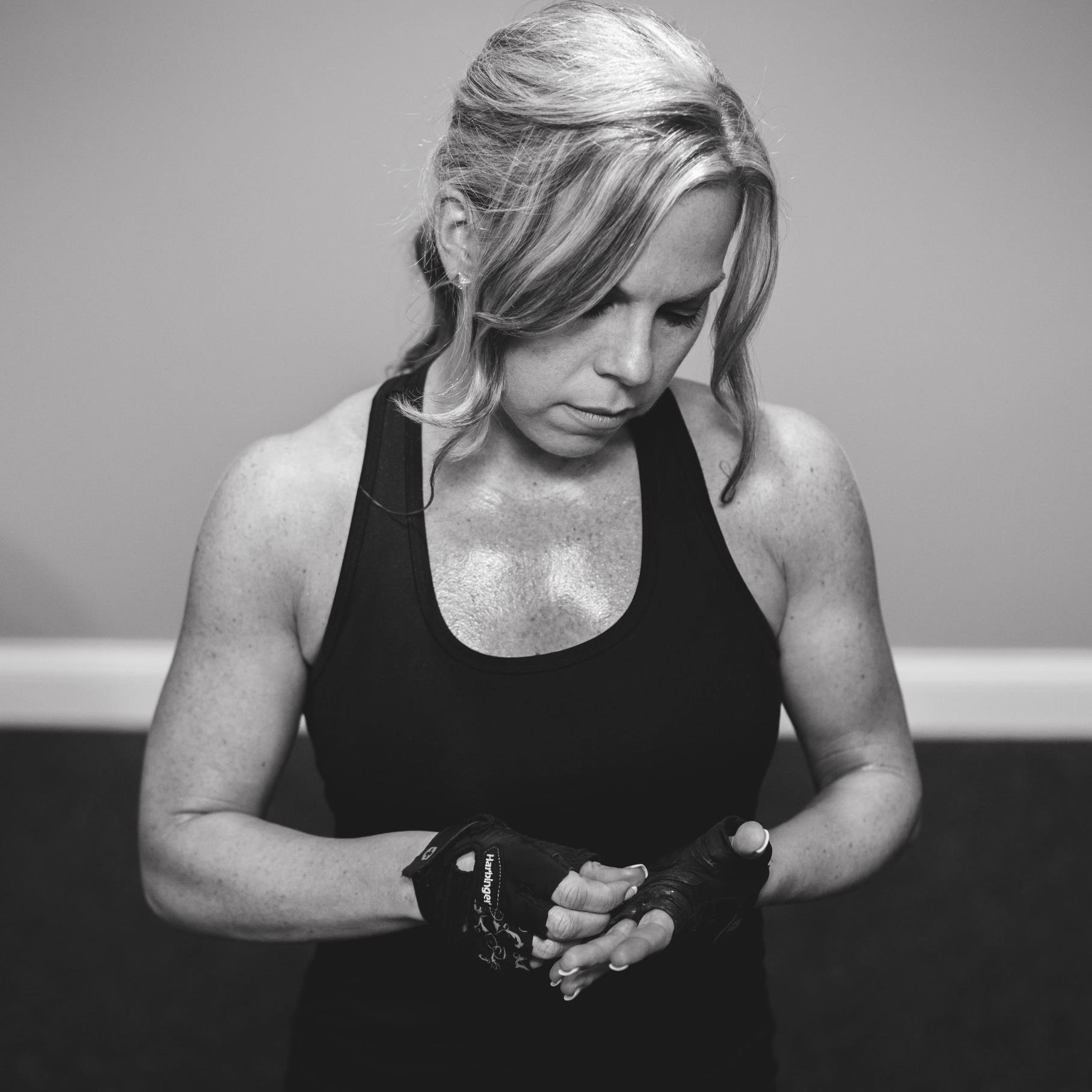 Kelli Brooks-Believer, wife, mom, Personal Trainer. Fitness, clean eating, & helping women find freedom & self-discipline on their journey to health!