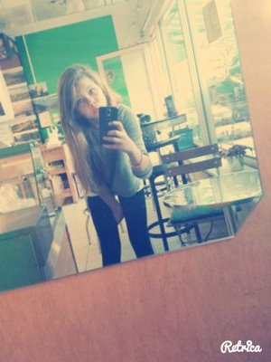 insta dea _ Estefanian _
