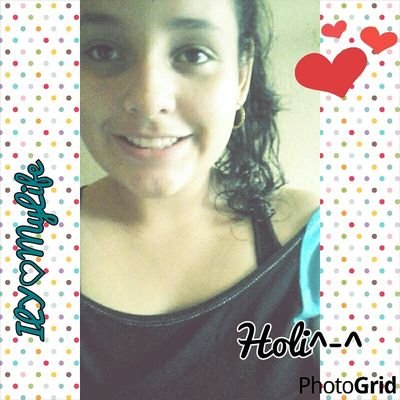 Mi Nombre es Sara Ruiz^^
Tengo 14 años 
vivo en Panamá
Directioner de ♡