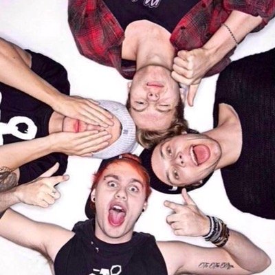 ASHTON IRWIN | NASH GRIER 
tysm nash ily | please follow me ash x