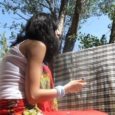 Leila_eyehand's profile picture. Visual artist - IyengarYoga practitioner...Creator of the worlds- Sleepless of the dark, feeder of the Crows - and an admirer of random things 