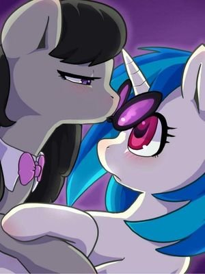 A Famous Cellist from Canterlot|My Boyfriend/SSP is @its_Vinyl❤~08/20/14|Little Bro @Mlp_Daylo |Male|20|Bi|