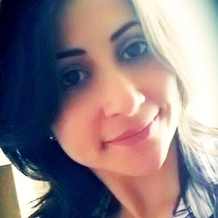 Jornalista, assessora de imprensa, consultora de comunicação e estratégia digital.