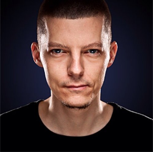 People-Fotograf aus der Südpfalz, Apple-Fanboy, Trekkie • contact@andreas-springer.com • https://t.co/ZwYvsSnhFQ • @andispringer@mastodon.social