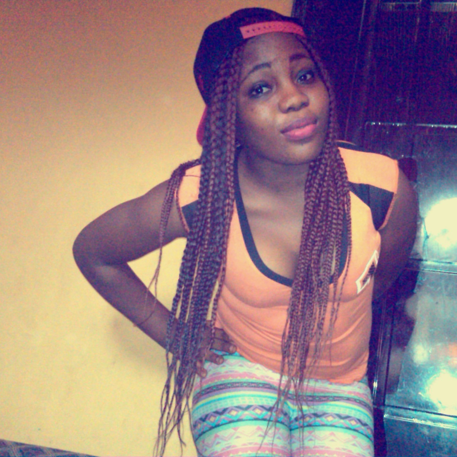 Am fun 2 b wif nd I luv 2 make nw fwnds