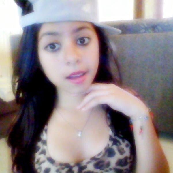 Um abraço apertado, um beijo demorado e um pra sempre ao seu lado. .... #ttheus.♥