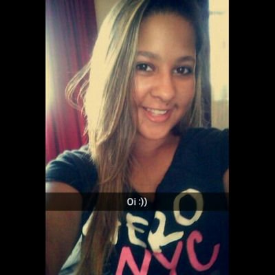 Ás vezes as pessoas são bonitas. Não pela aparência física. Nem pelo que dizem. Só pelo que são.