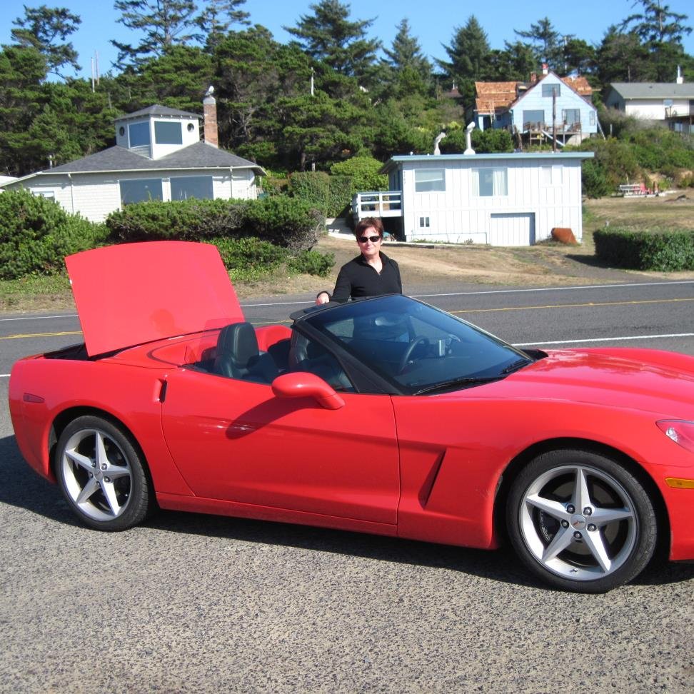 LovelySheGoes's profile picture. 