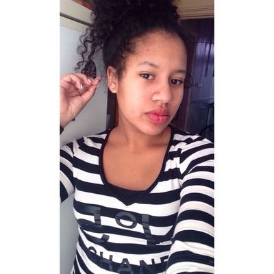 Insta: AaliyahAnisha_