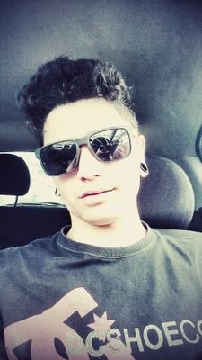 Muitos sabem quem eu sou, mas poucos me conhecem...
