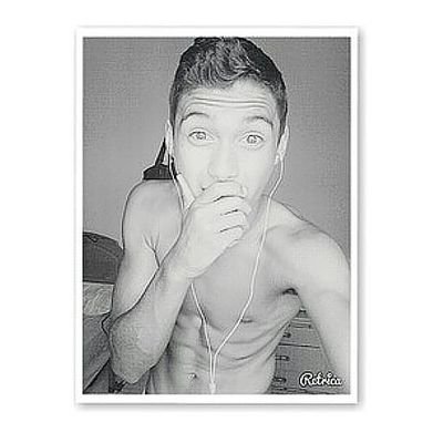 Tenerife
La vida son dos dias,vive y deja vivir
★Futból como pasión★
LiL Wayne♬
