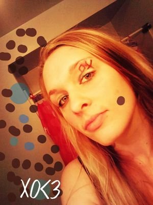 julie_grambow's profile picture. 