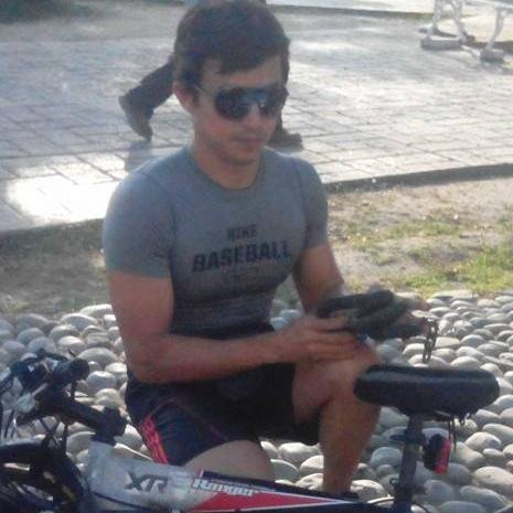 Preocupado por la Ecologia. Mi Ciudad, La Huasteca, Mi Pais. Me gusta pasear en bici y kayak. Amante los gadgets,Los coches chidos, Amo a mi planeta.