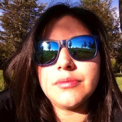 Profesora de Educación Fisica,Licenciada en Educación. Arbitra de Fútbol,preparadora de arqueros y estudiante de técnico de futbol!