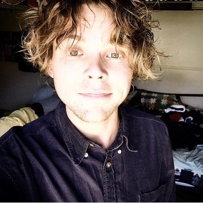 HealingHearts98's profile picture. I gave you a free follow so RT THE LINK IN THE BIO