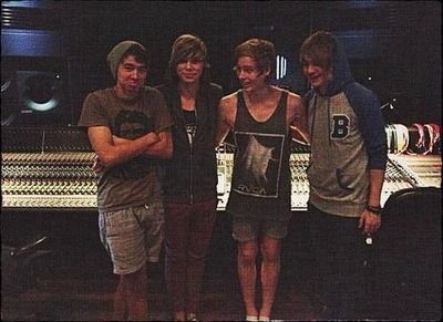 5sausy 5Idiots 5Mates 
5seconds of summer