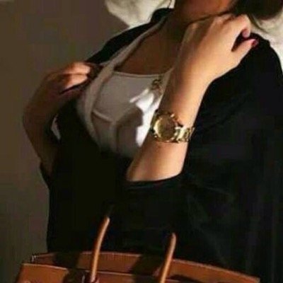 لا أصلح للحب..قليل من العوابة.. احب الضحك والغشمرة ولايعني هذا أنني اخرج من حدود تويتر فقط هنا.. ✖️الخاص بلوگ✖️