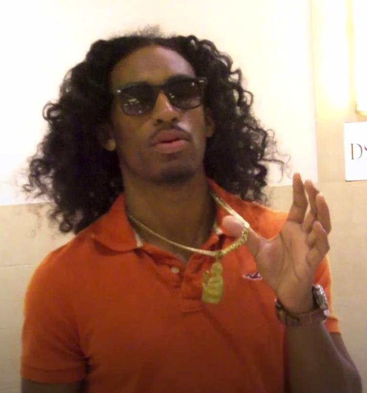 The Official Fan/Support Page for Upcoming Artist Rudebwoy Roscoe http://t.co/Tej9K51aXd  http://t.co/uHnADa0DnF