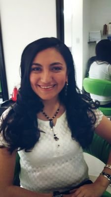 Periodista Turística y Profesional en Comercio Internacional. Fundadora del Blog El Sitio Del Andariego.Cada rincón es un lugar por conocer y una historia x ver
