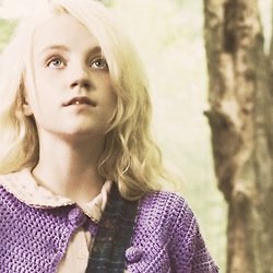 Daughter of Luna. Half-blood. Ravenclaw
Call me names im used to it... people say im odd but maybe i like that.