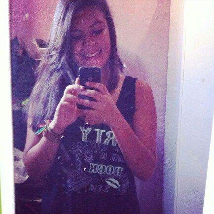 CHATA.