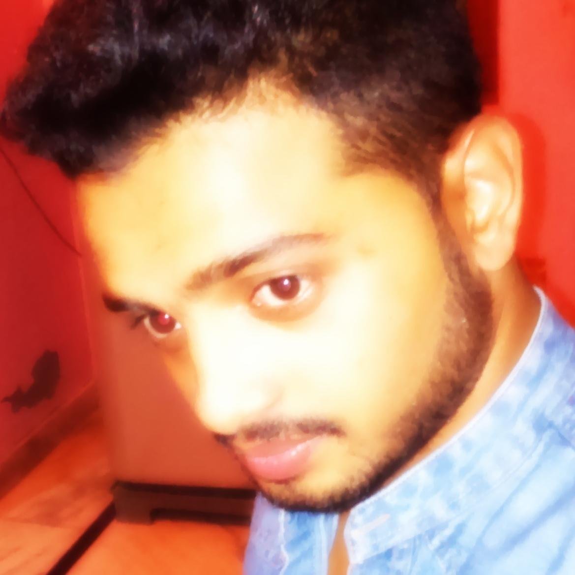 my name is mohish and i am a ba student and i like singing ,dancing and playing cricket